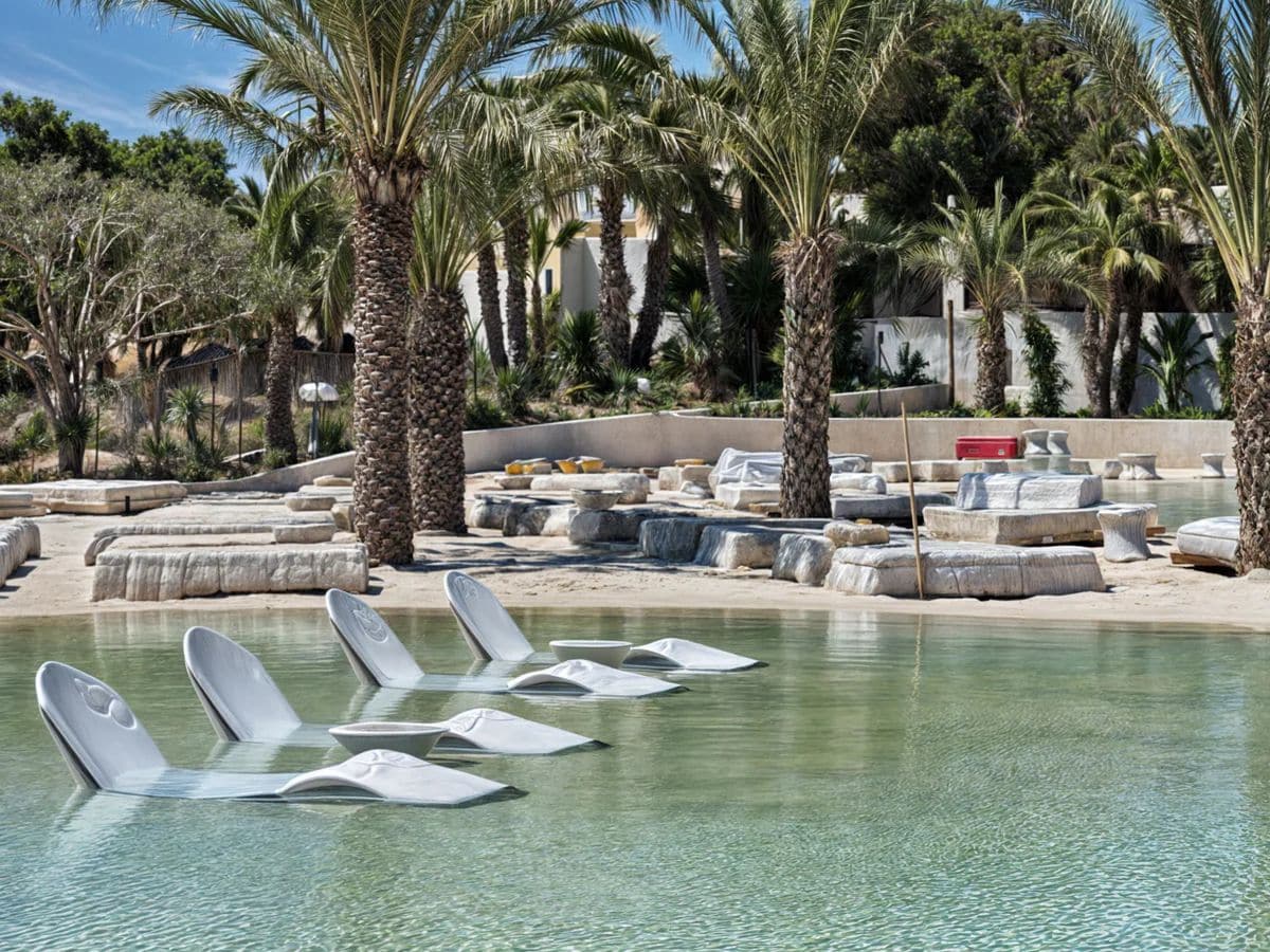 Nagami chaise longue tumbona