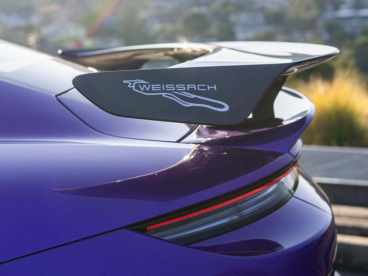Porsche taycan turbo gt spoiler