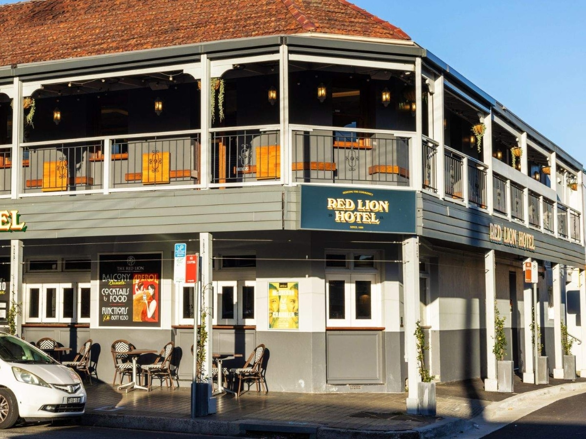 Red lion hotel rozelle