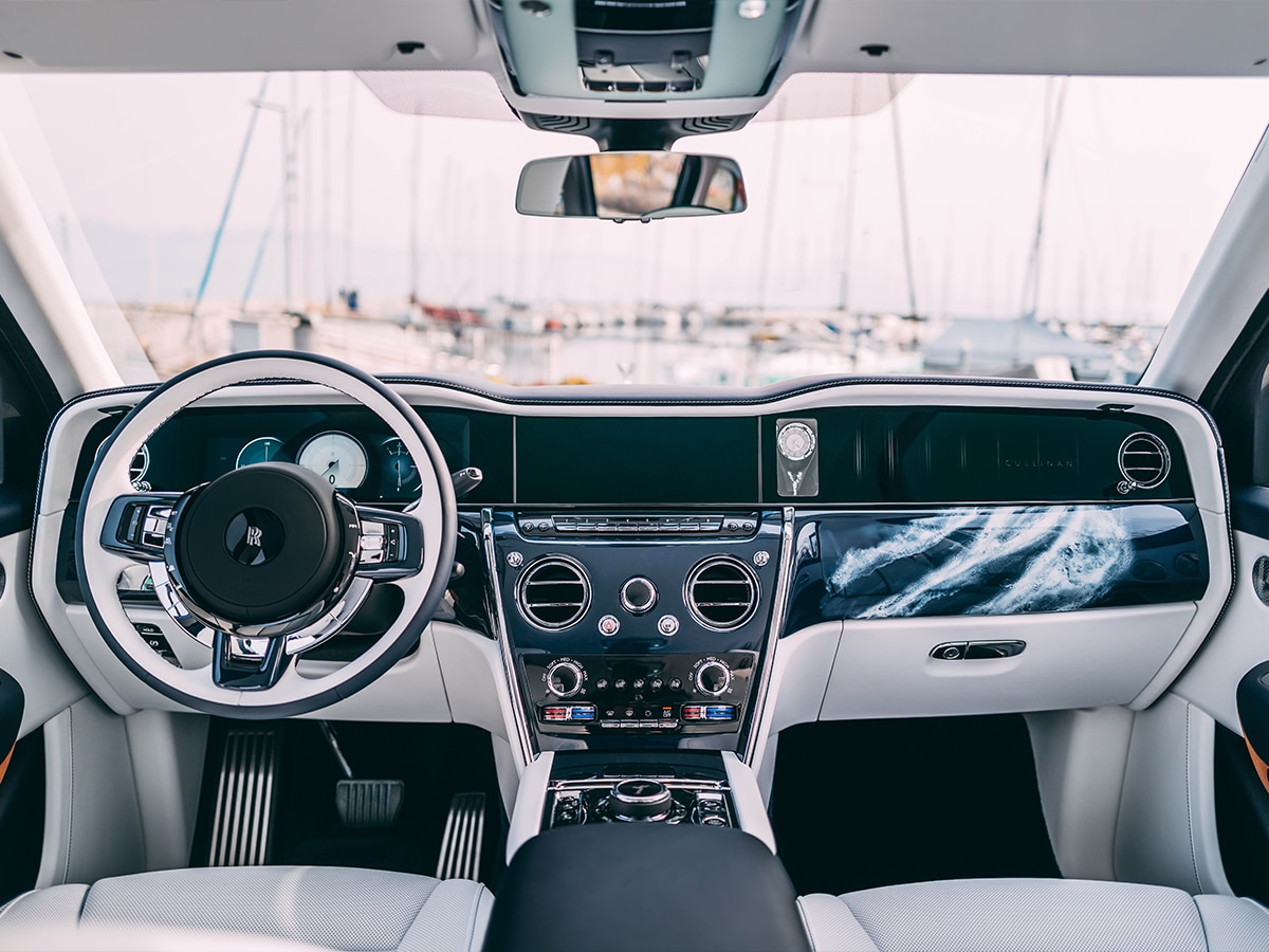 Rolls royce cullinan yachting interior