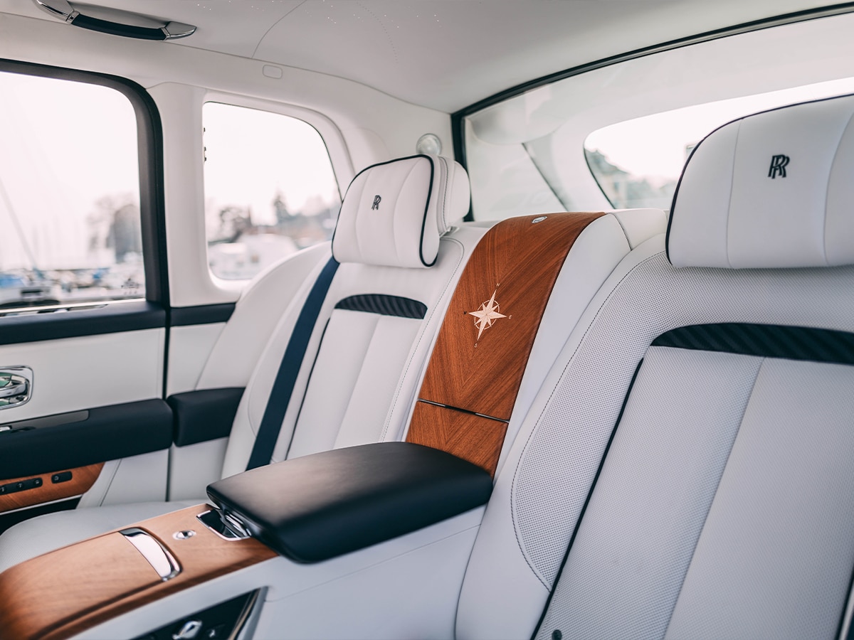 Rolls royce cullinan yachting rear seats