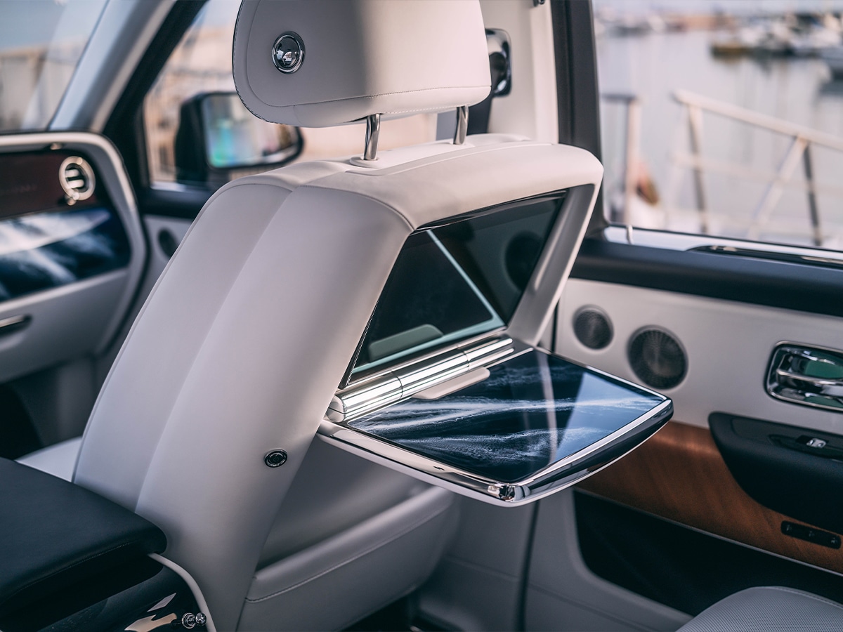 Rolls royce cullinan yachting tray 2