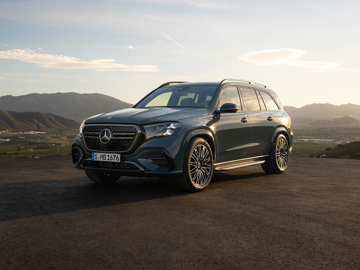 2026 mercedes benz gls front end