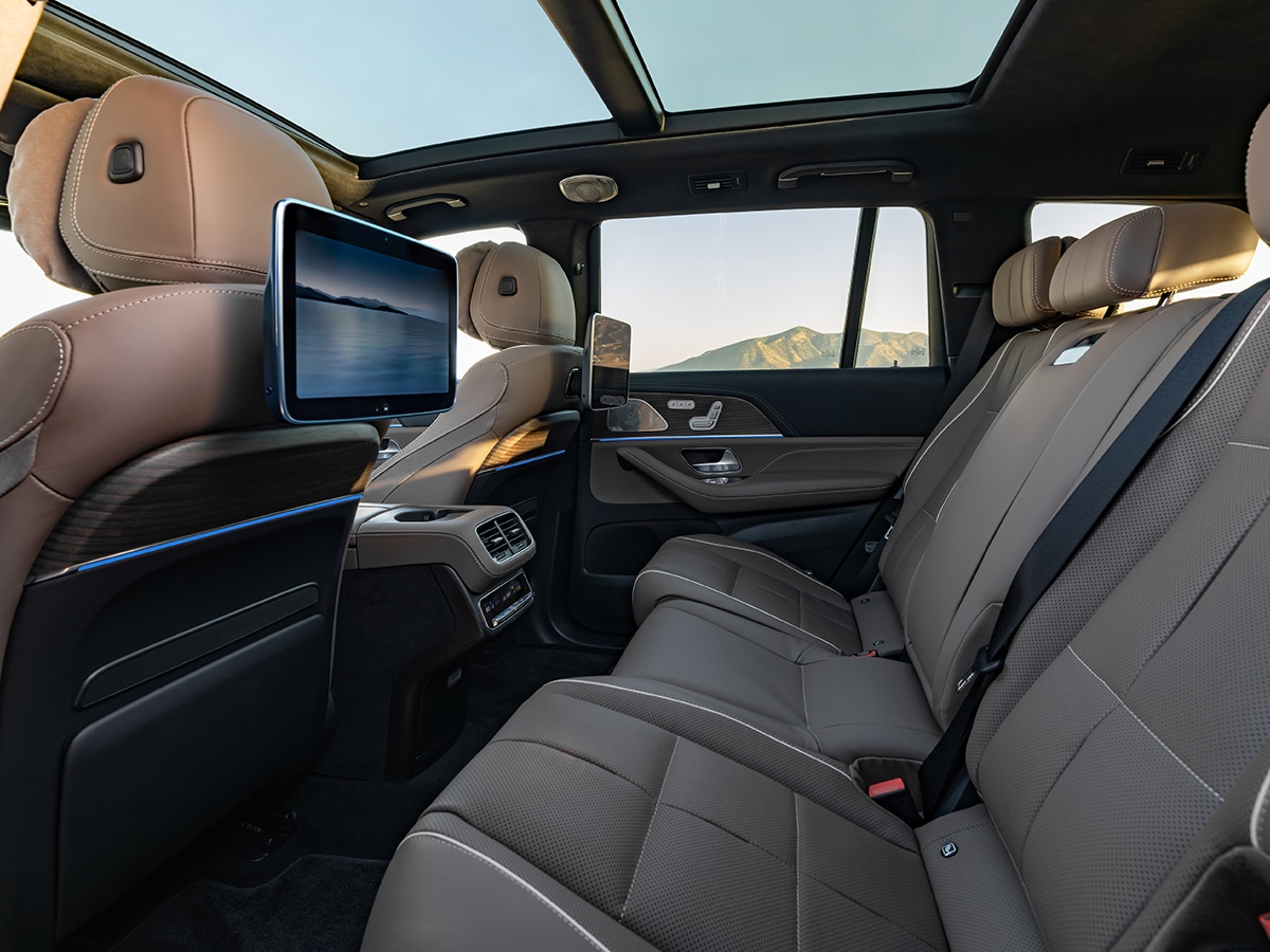 2026 mercedes benz gls second row