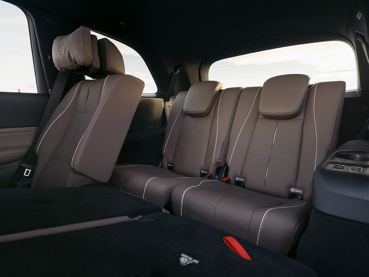 2026 mercedes benz gls third row 2