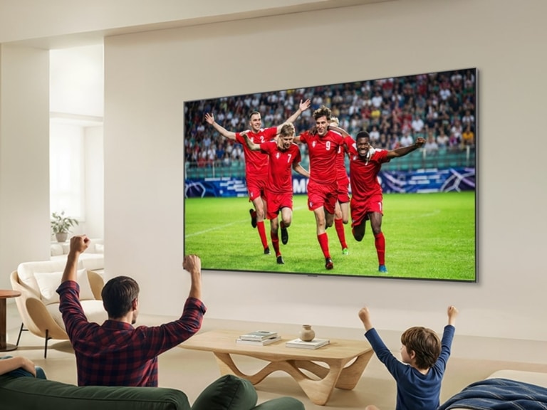 LG's 2026 QNED Evo TVs Go Bigger, Brighter and More Practical | Man of Many