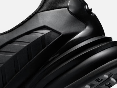 COMME des GARÇONS HOMME PLUS x Nike Air Max Dolce Goes Full Triple Black