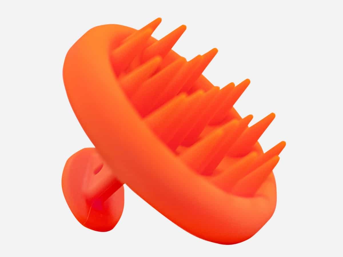 Curly hair care straand exfoliating scalp brush