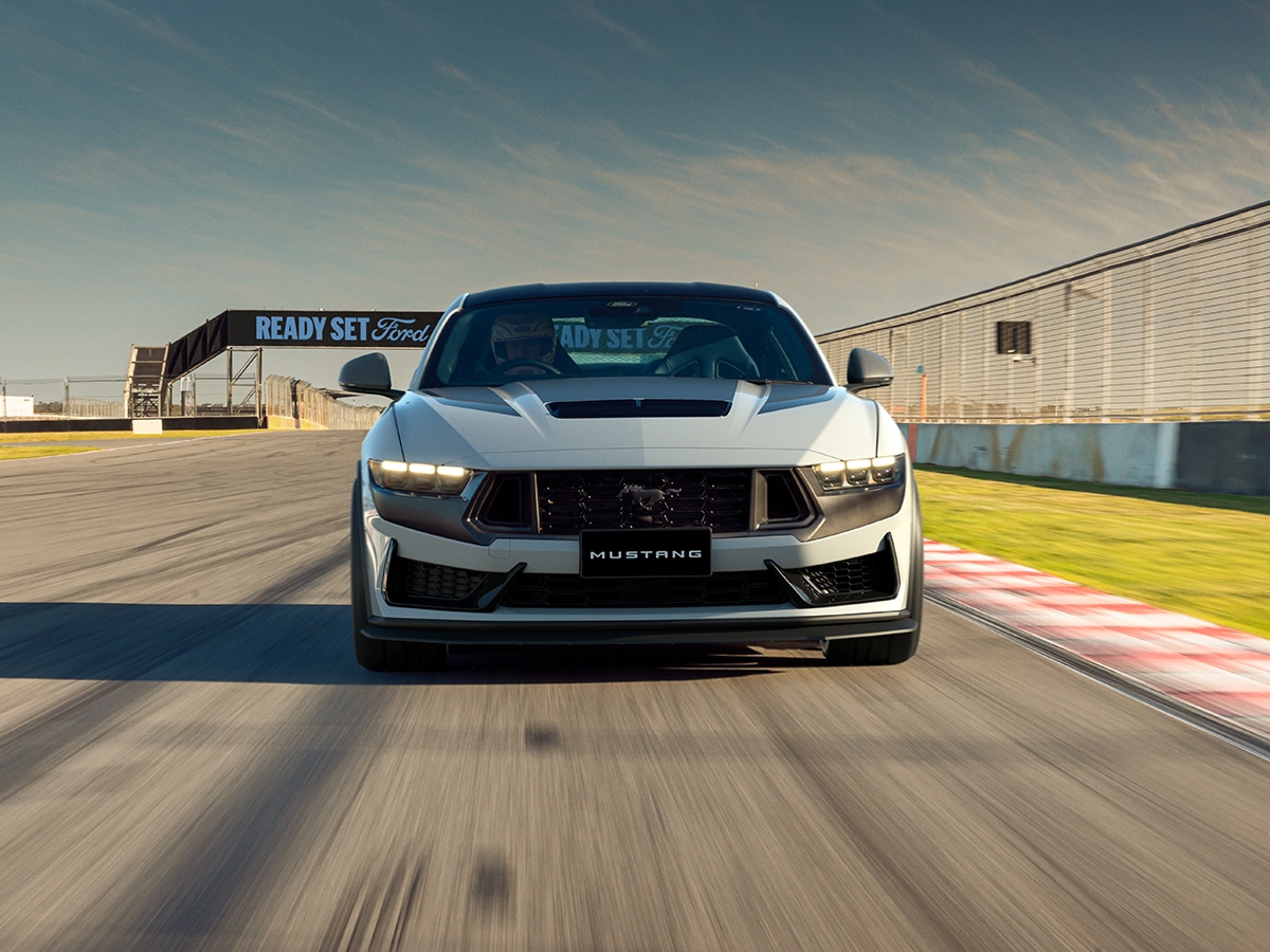 Ford mustang dark horse t8 spec pack