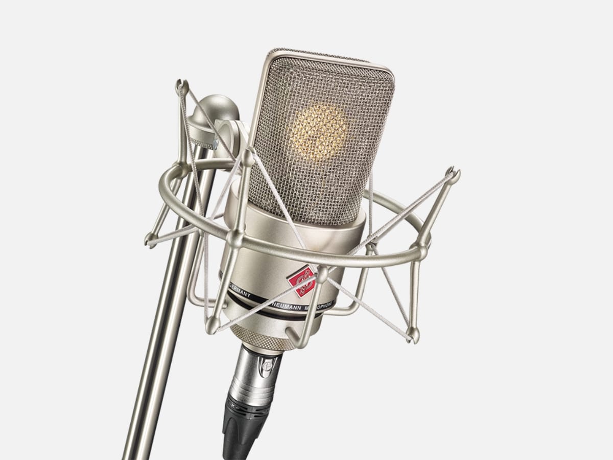 Neumann tlm 103 microphone