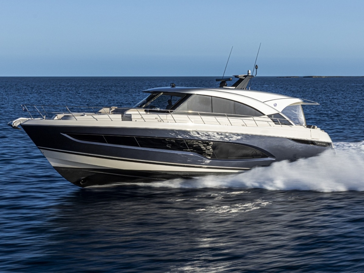 Riviera 5600 sport yacht platinum edition 1
