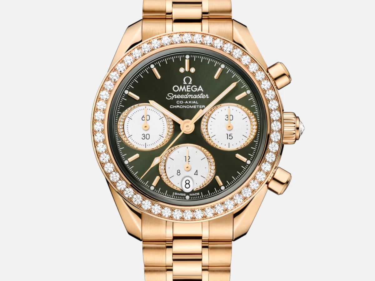 Speedmaster 38mm green dial ref 324 55 38 50 60 001