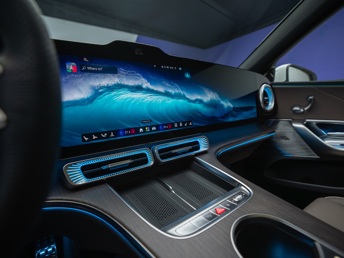 All new electric c class screen