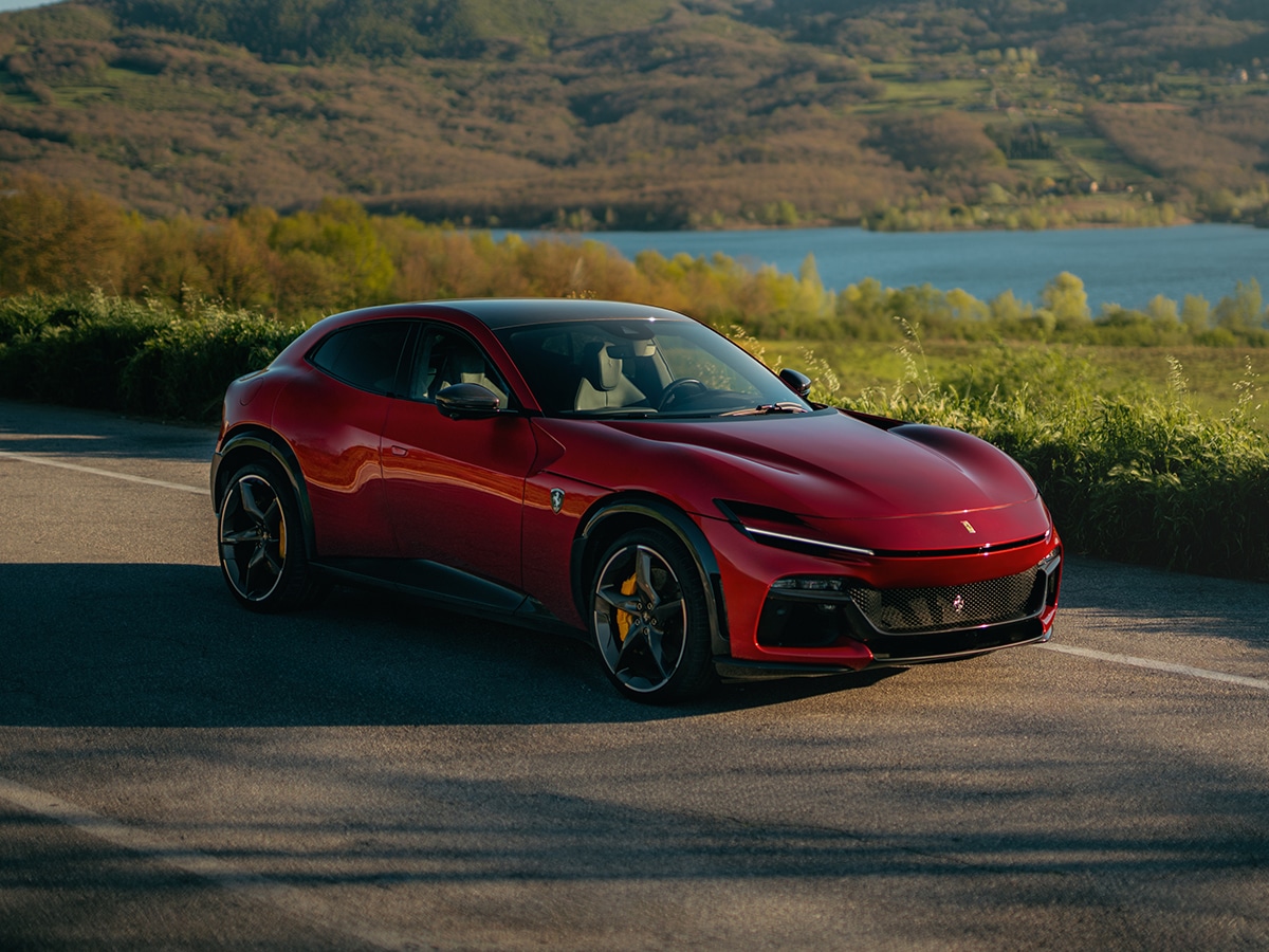 Ferrari purosangue handling speciale front thee quarter static