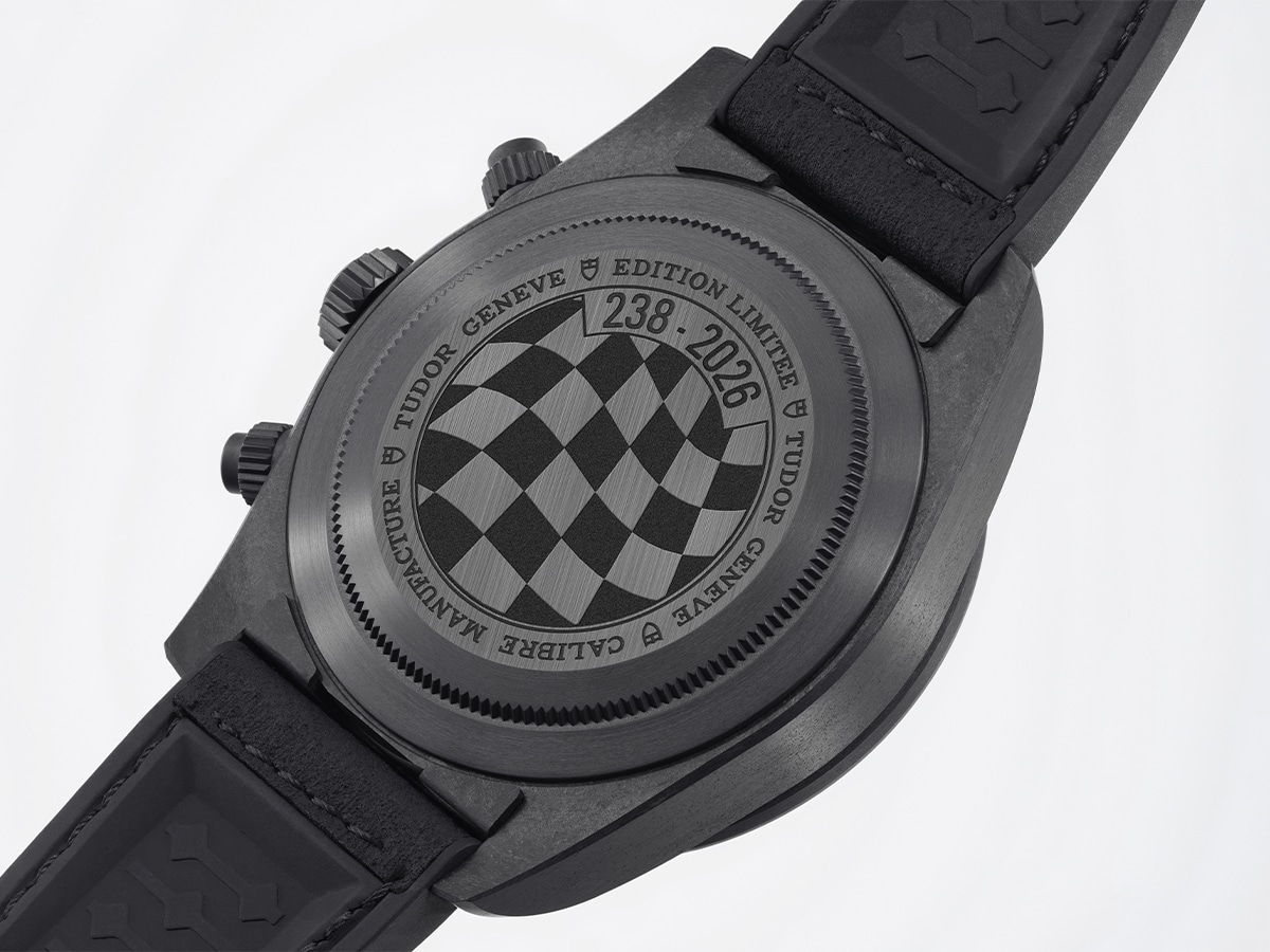 Tudor black bay chrono carbon 26 caseback