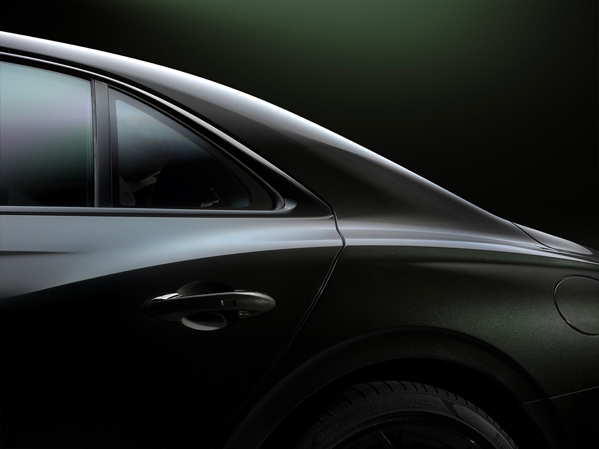 2026 bentley flying spur s rear window