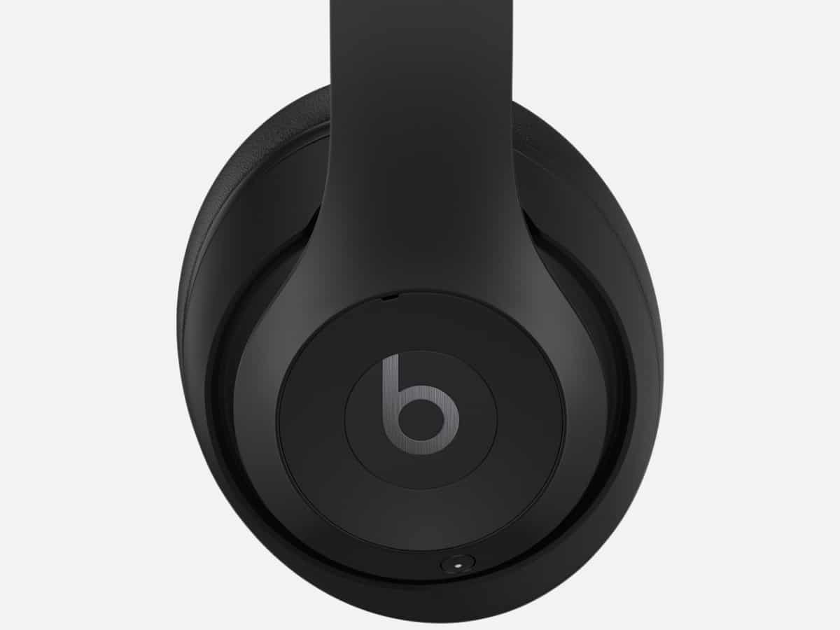 Beats studio pro headphones review 1