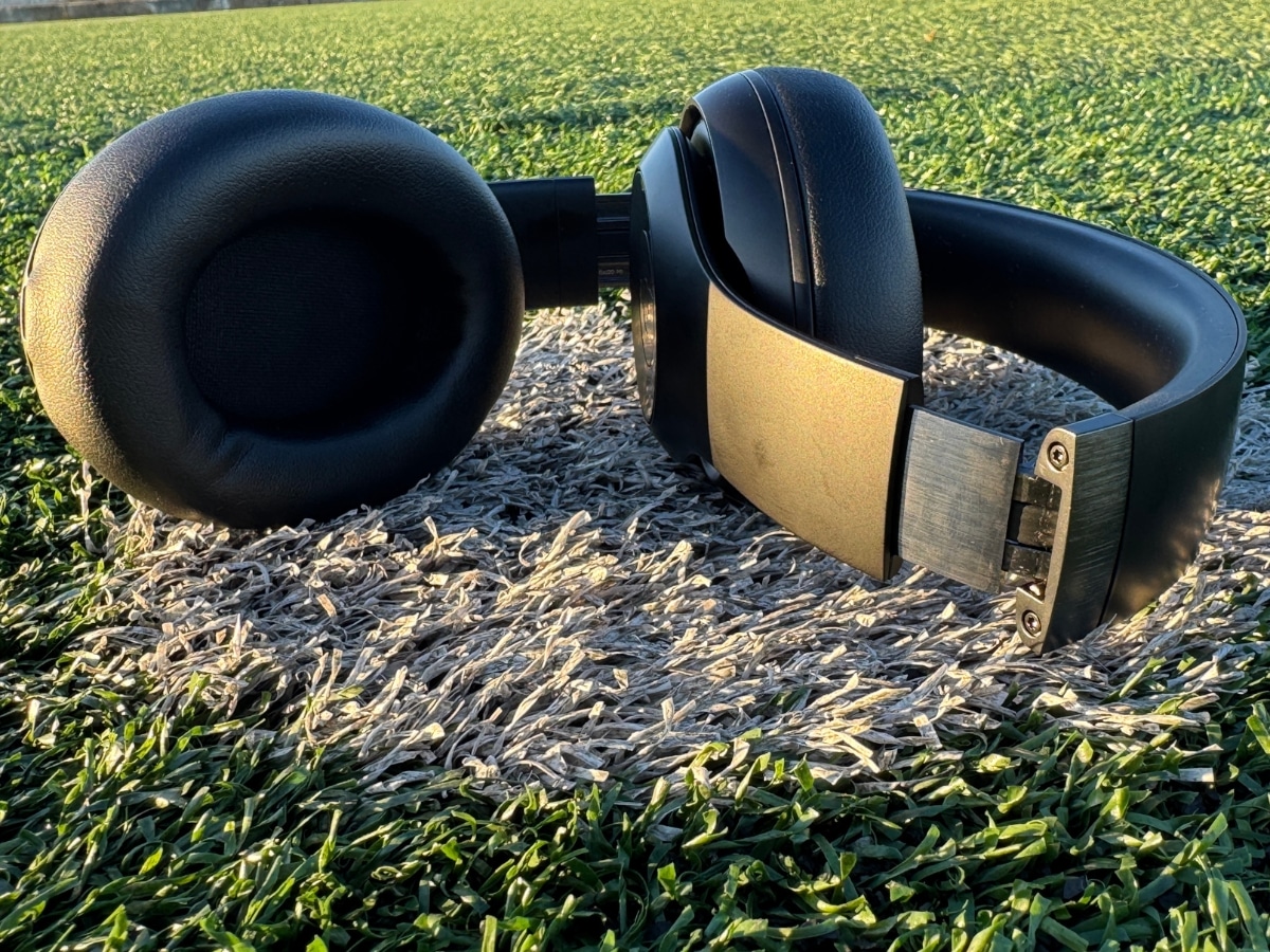 Beats studio pro headphones review 18
