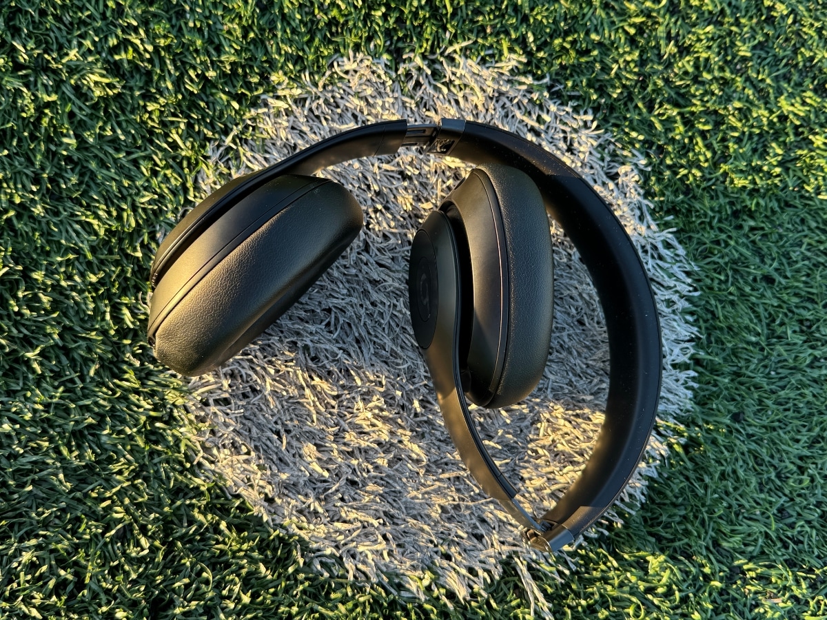 Beats studio pro headphones review 19
