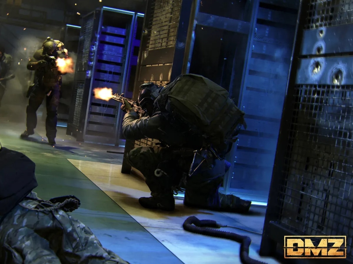 The Forward Operating Base menu interface showing item crafting and Operator progression upgrades in MW4 DMZ