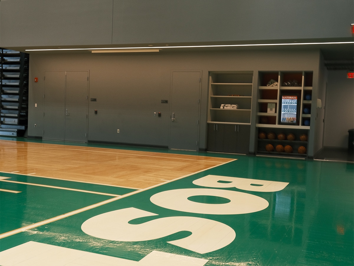 Inside boston celtics practice facility 0005 dscf9837