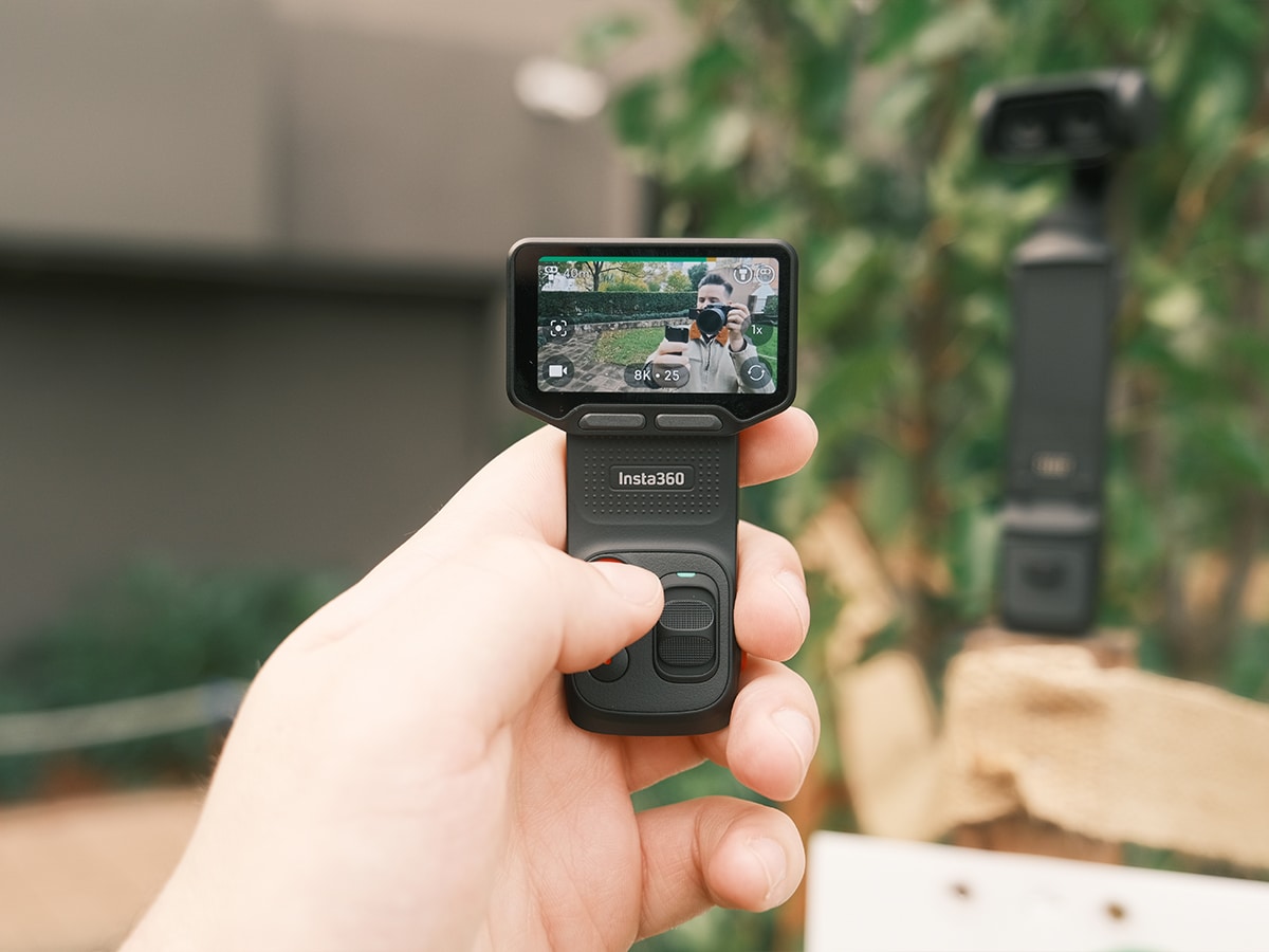 Insta360 luna ultra detachable screen