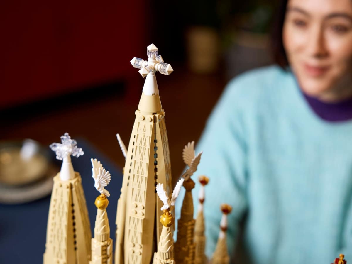 Lego architecture sagrada família 8