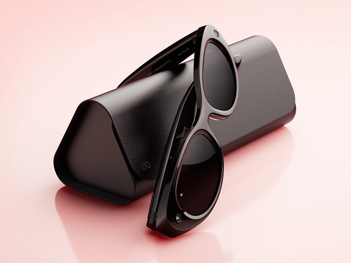 Meta glasses 0003 meta glasses by kylie jenner classic black black lenses 16x9 case