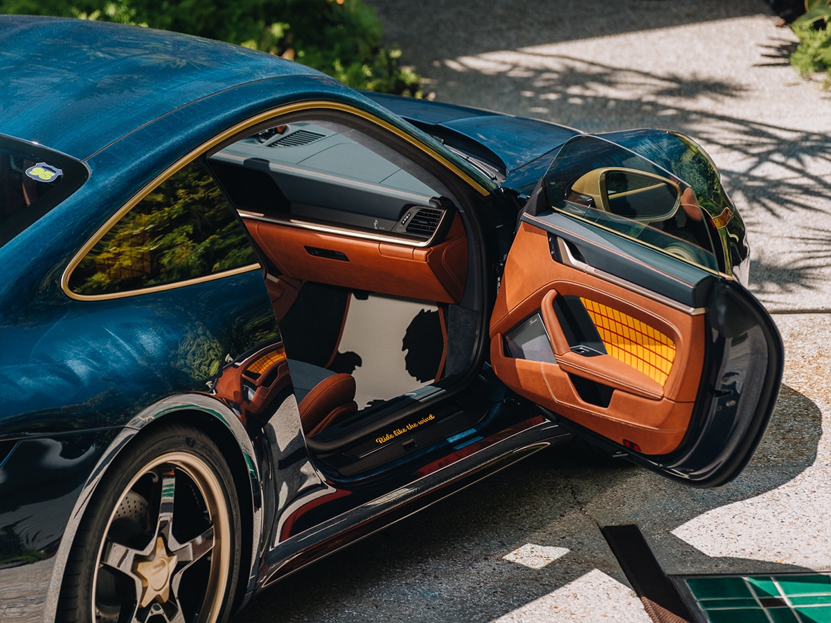 Porsche 911 carrera t woody door