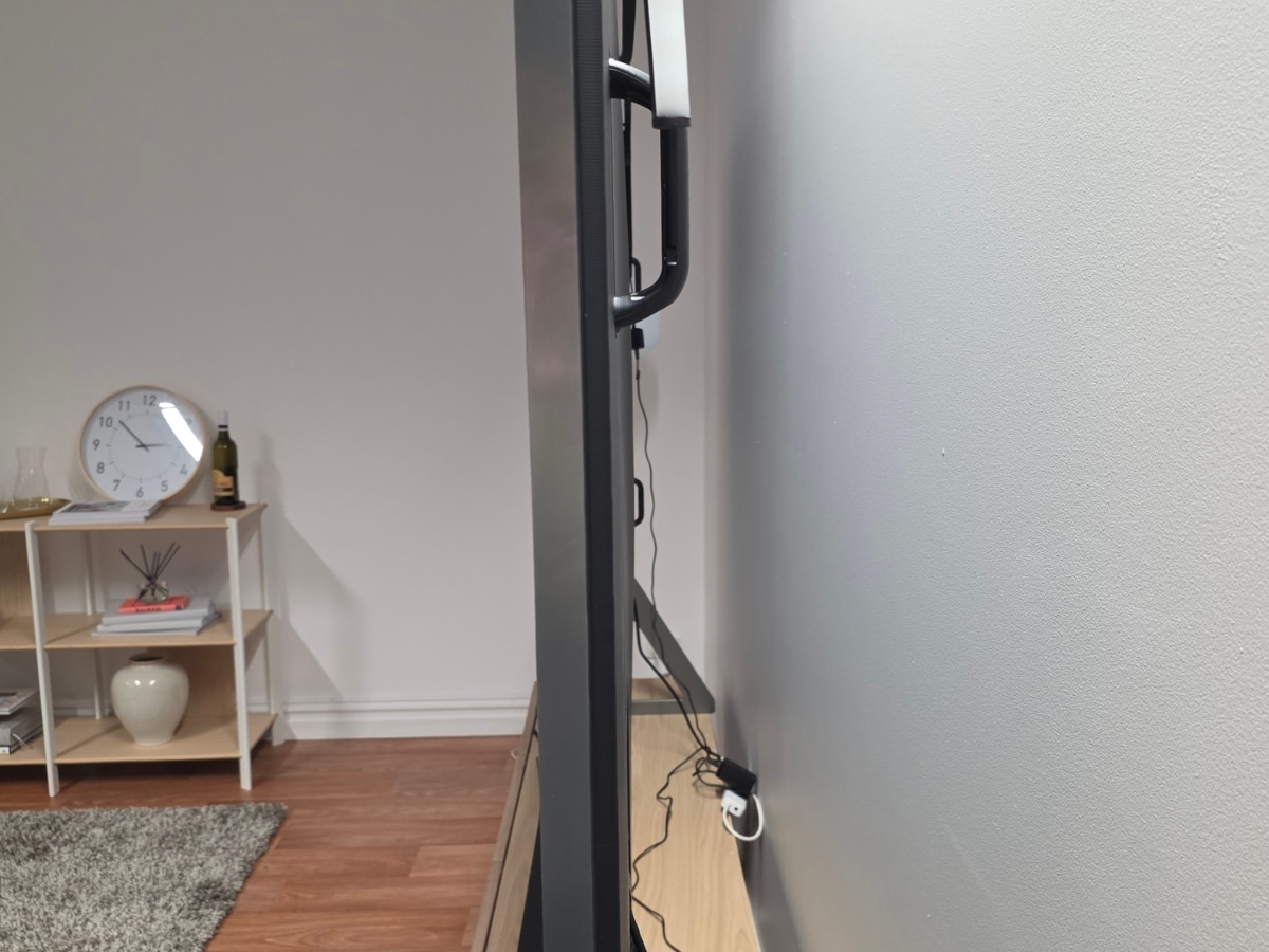 Samsung mr95f side view