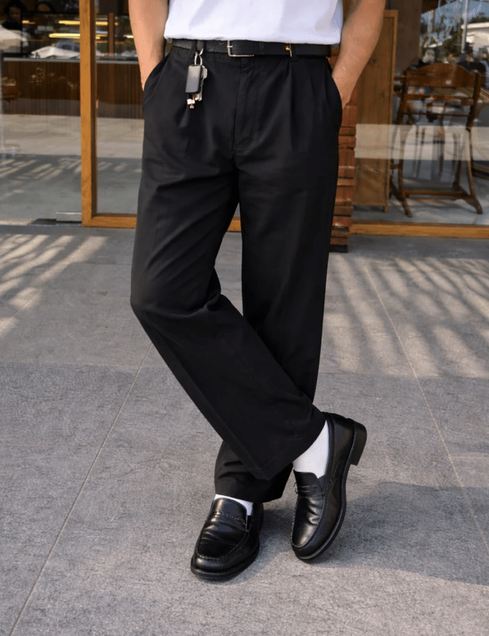 Mr simple pleated trousers