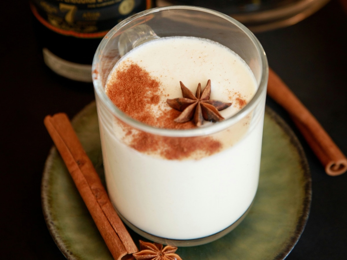 Brandy milk punch