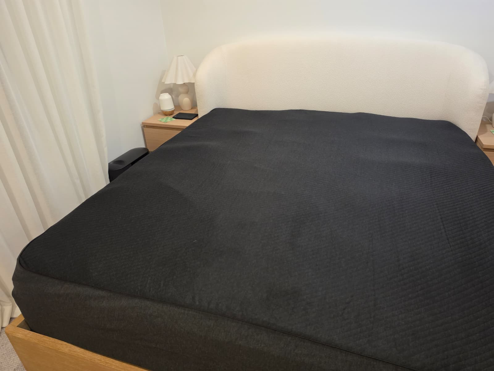 The Eight Sleep Pod 5 Cover fitted to a king mattress