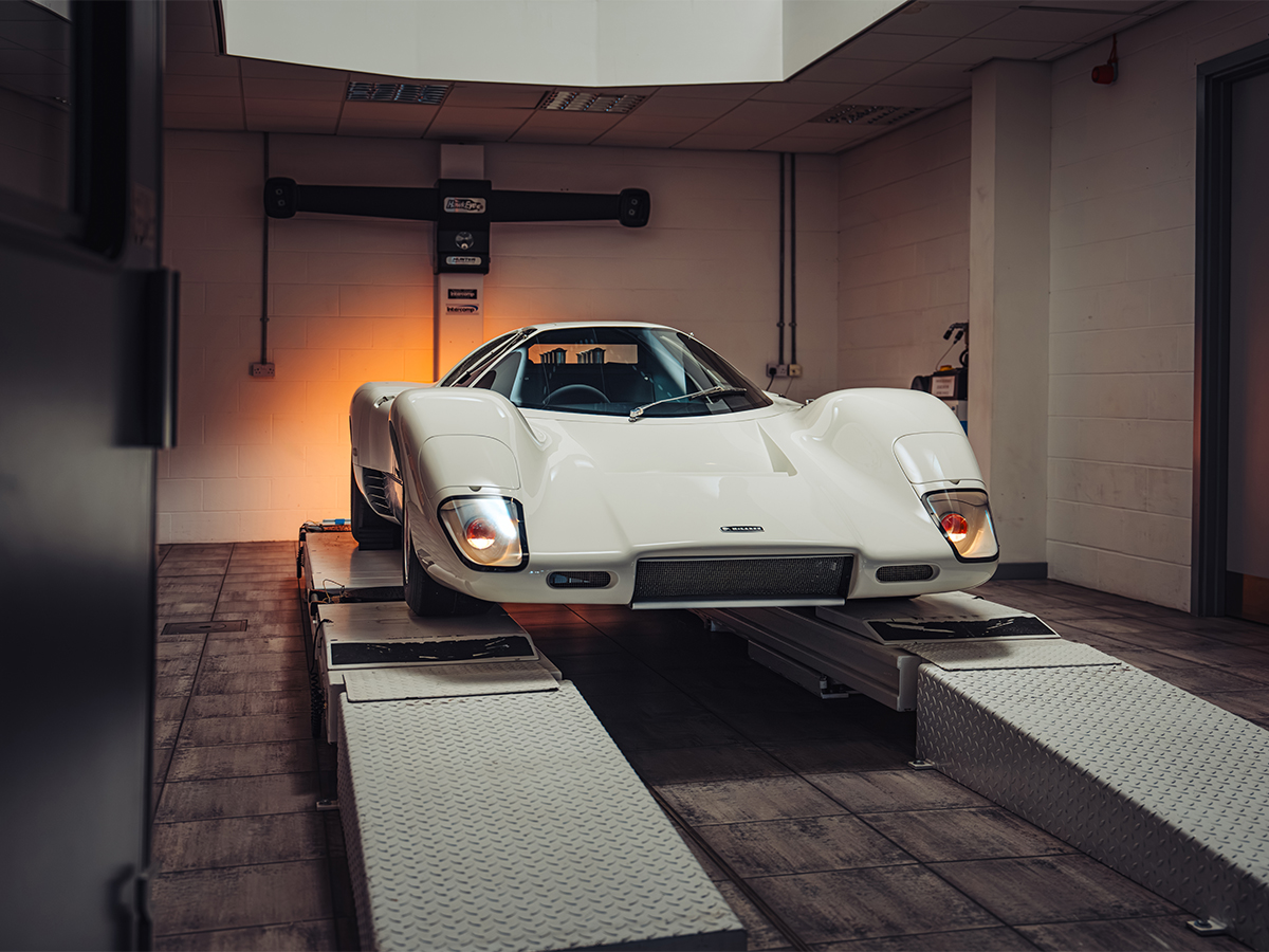Mclaren m6gt restoration 0004 dsc04810