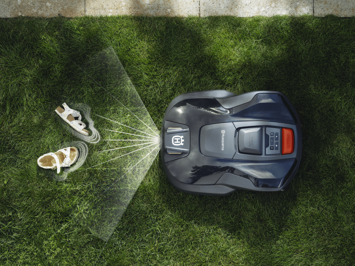 Husqvarna Automower® 308V | Image: Husqvarna