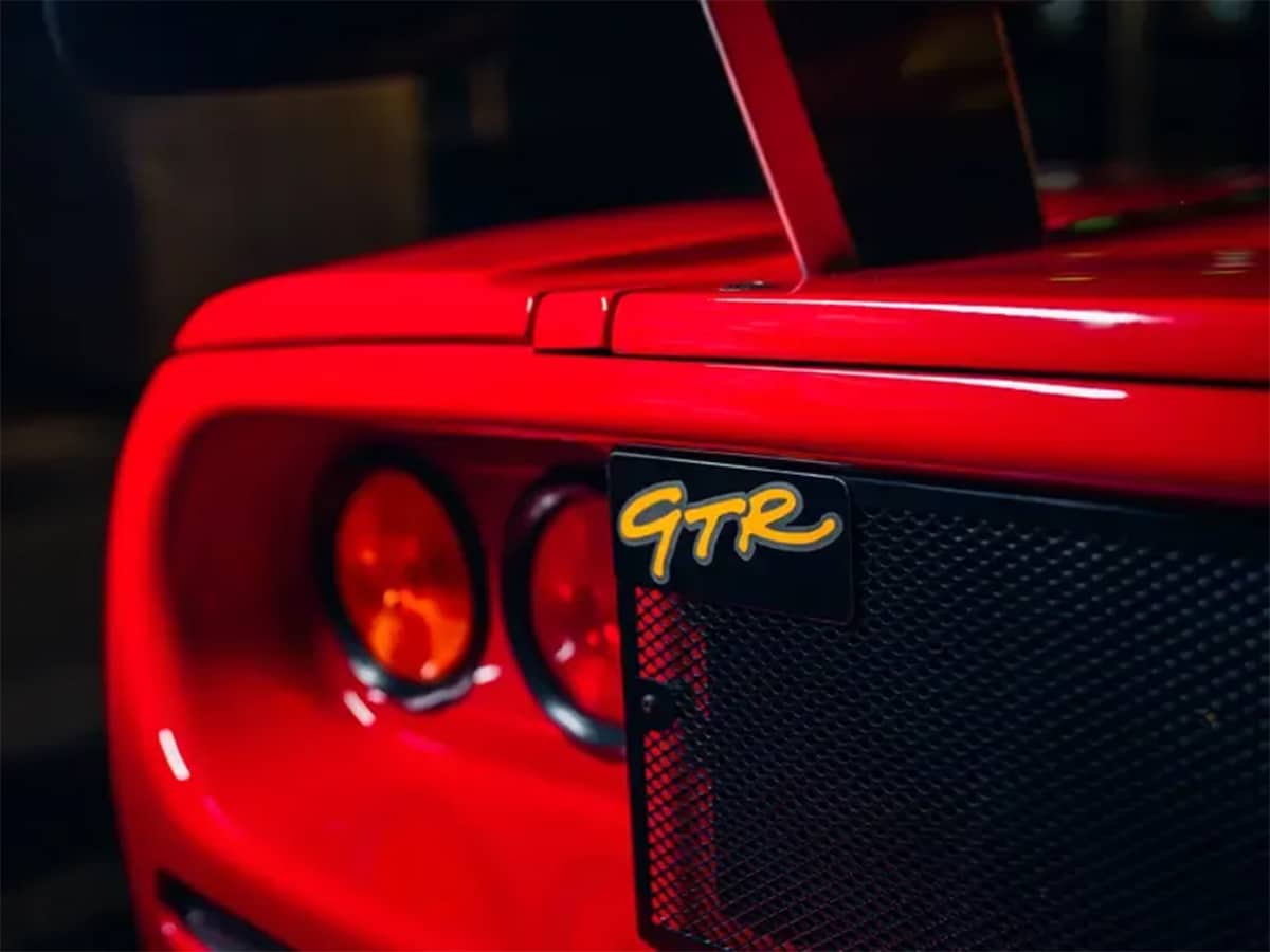 Rear lights and GTR badge on McLaren F1 GTR