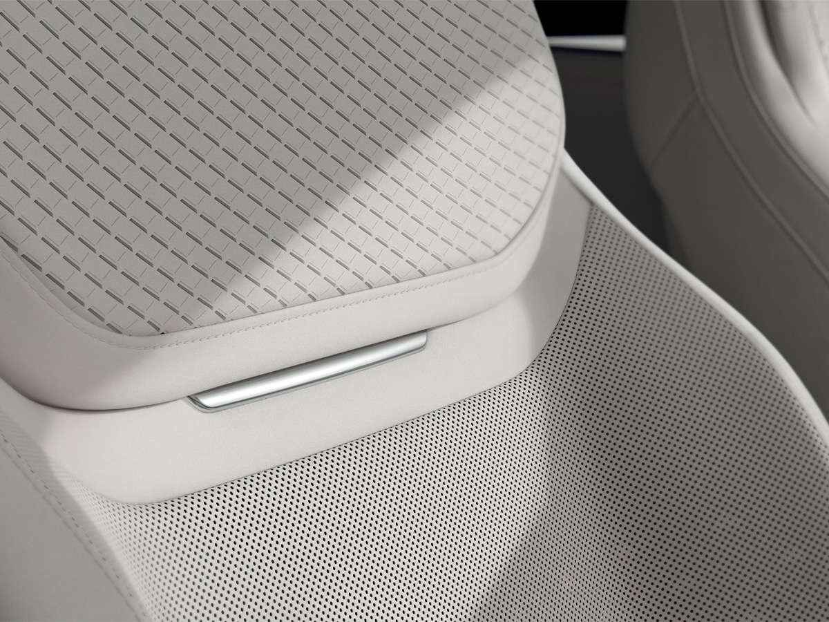 Range rover sv ultra sound system 0008 rr sv ultra 27my interior 01 290426