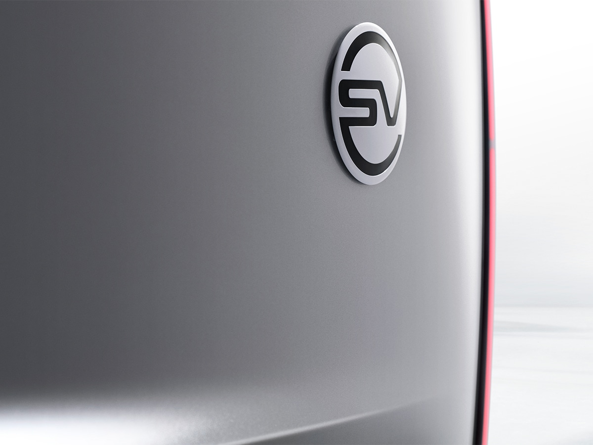 Range rover sv ultra sound system 0009 rr sv ultra 27my detail sv badging 02 290426