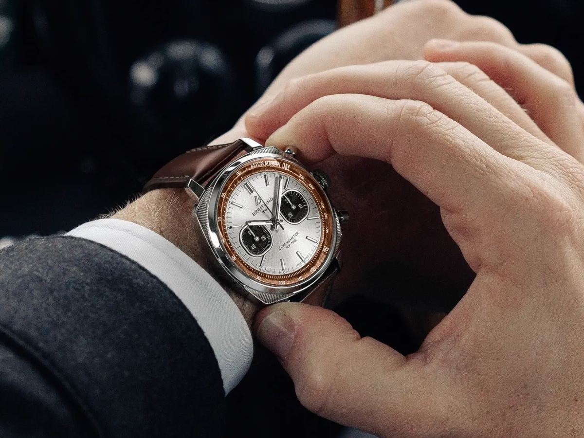 Top time b01 chronograph 41 tribute to aston martin db5 1