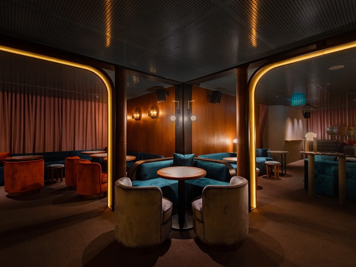 Jigger & Pony bar interior