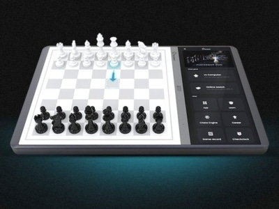 Chessnut Evo Review: 6 Weeks With the AI Chess Board That Got Me Off My Phone
