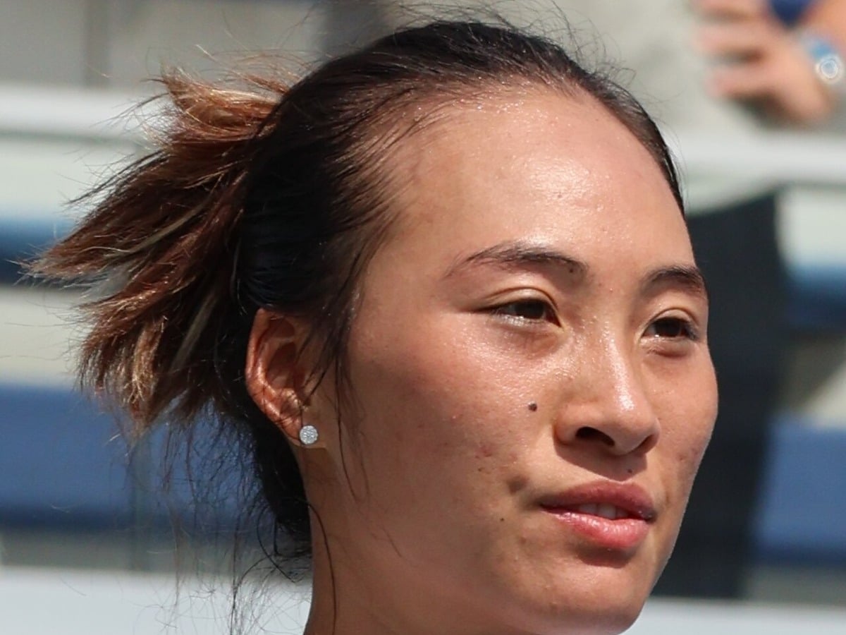 Zheng Qinwen, tennis