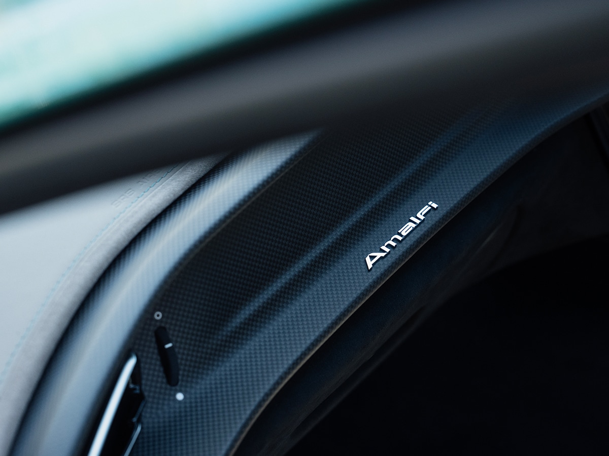 2026 ferrari amalfi badge