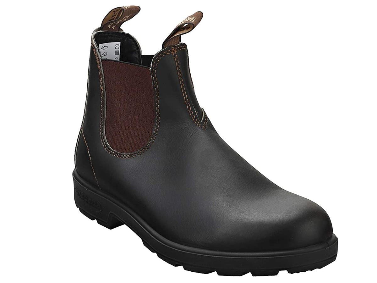 Black leather Blundstone ankle boot with elastic side panels