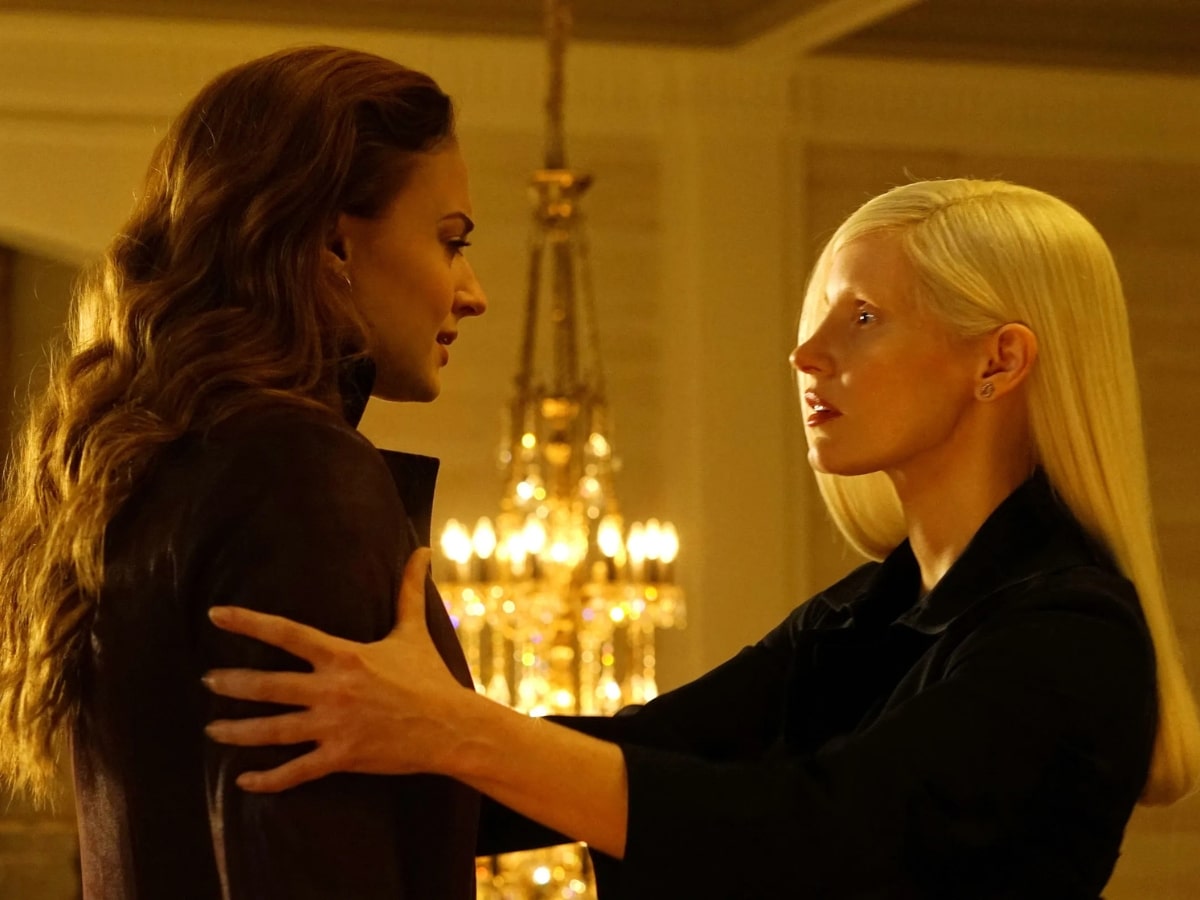 Sophie Turner and Jessica Chastain in X-Men: Dark Phoenix 