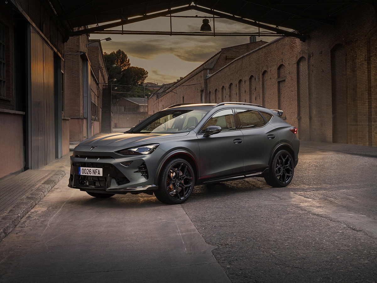 CUPRA Formentor VZ5 Custom by ABT Has Audi RS ‘Forbidden Fruit’ and Extra Badges