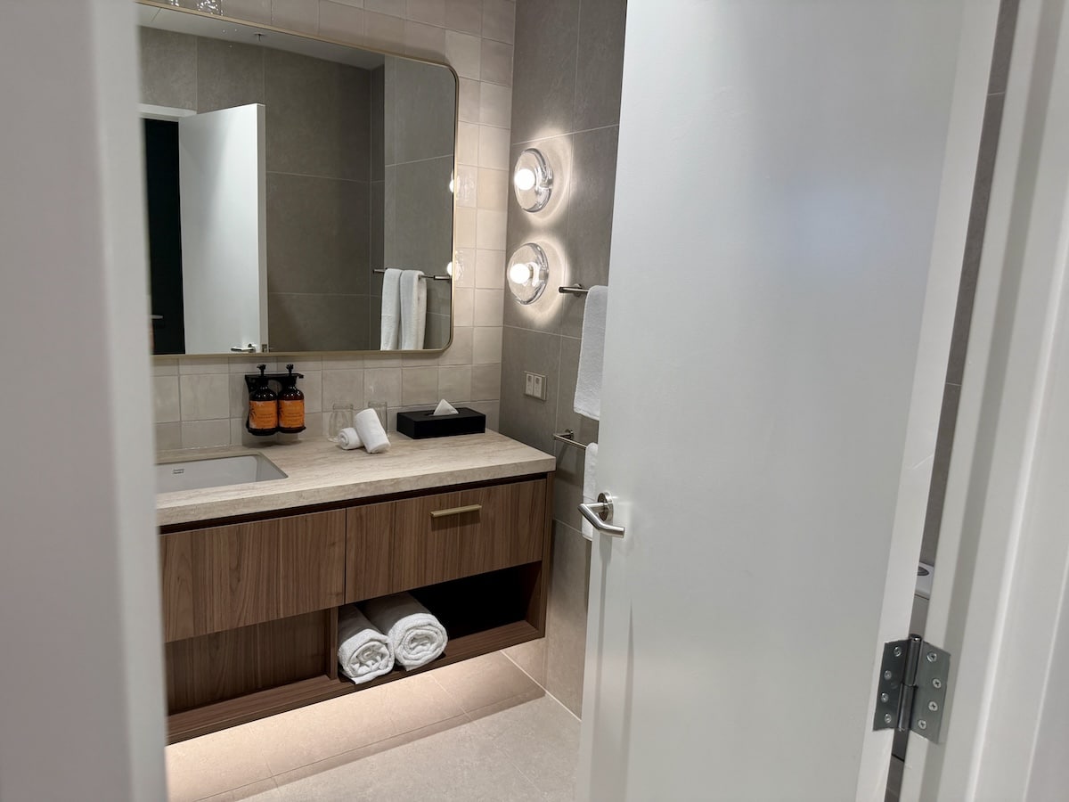 Deluxe king room amora herencia 1