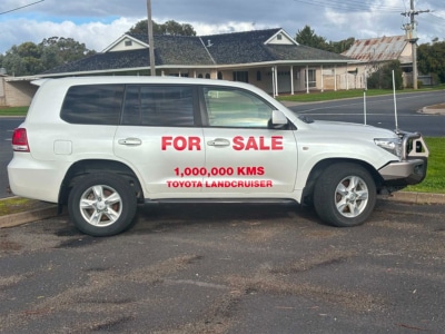 This Million KM Toyota LandCruiser 200 Series is Heading to Auction