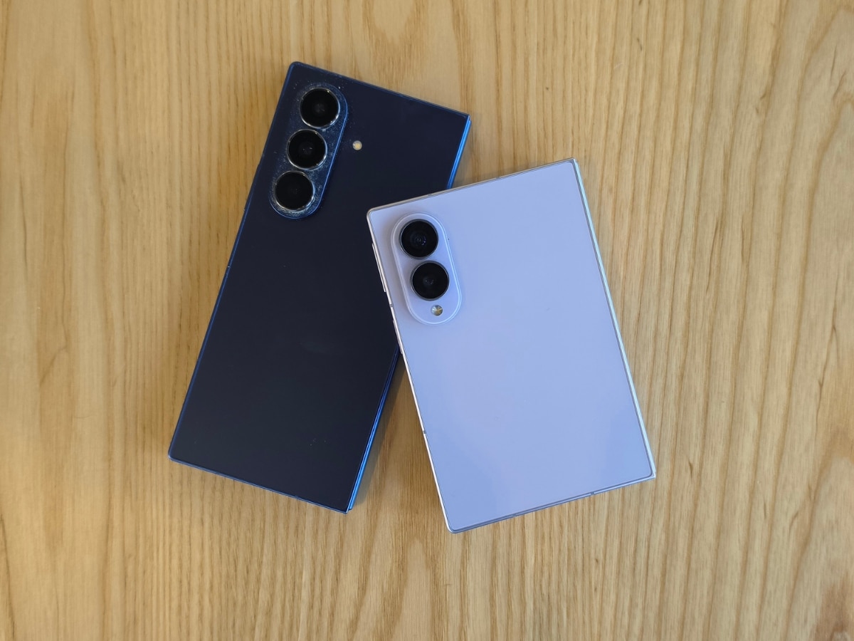Samsung galaxy z fold8 and fold7