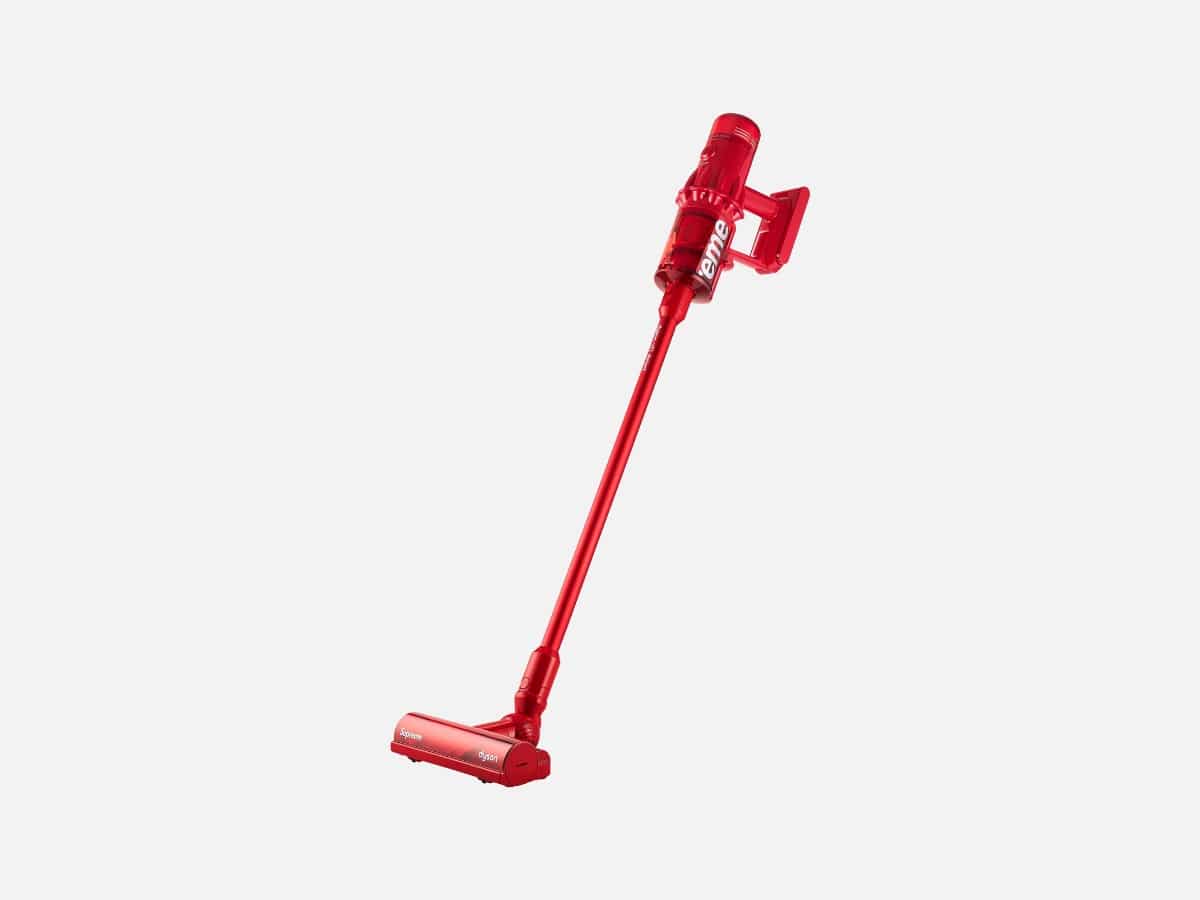 Supreme dyson vacuum with extension